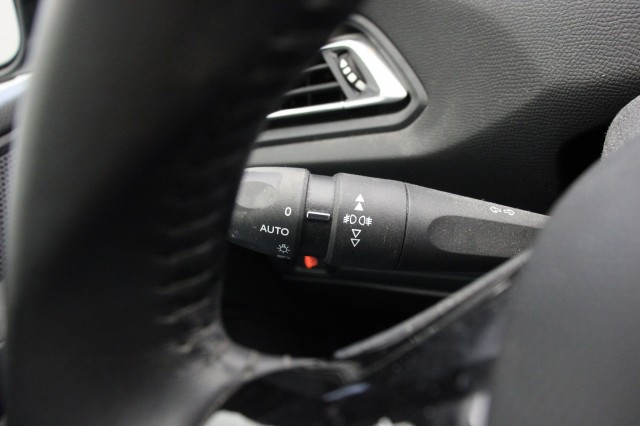 PEUGEOT 308 SW 1.2 PureTech Allure - , Autobedrijf Zieleman, Nieuwleusen