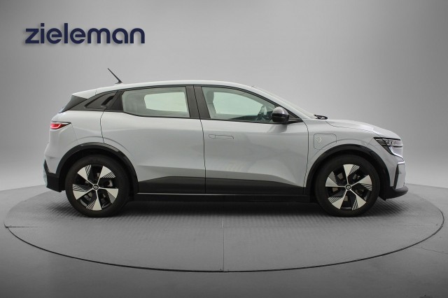 RENAULT MEGANE E-TECH EV40 Boost Charge Equilibre, Autobedrijf Zieleman, Nieuwleusen