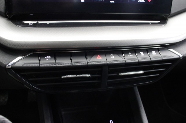 SKODA OCTAVIA Combi 1.0 TSI Ambition - , Autobedrijf Zieleman, Nieuwleusen