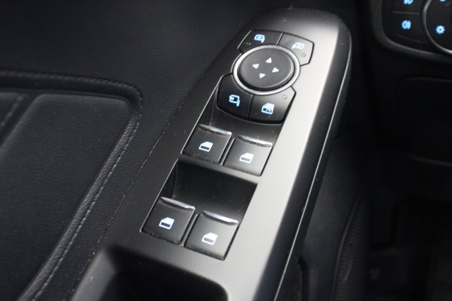 FORD FOCUS Wagon 1.0 EcoBoost Trend Edition Business - Carplay, Navi, Cruise, Trekhaak, Autobedrijf Zieleman, Nieuwleusen