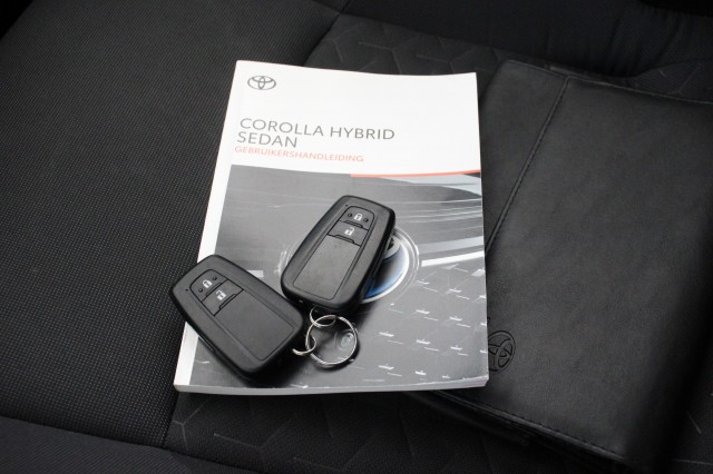 TOYOTA COROLLA 1.8 Hybrid Business - , Autobedrijf Zieleman, Nieuwleusen