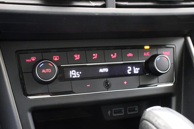 VOLKSWAGEN POLO 1.0 TSI Comfortline Business Automaat - , Autobedrijf Zieleman, Nieuwleusen