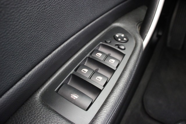 BMW 1-SERIE Cabrio 118i High Executive , Autobedrijf Zieleman, Nieuwleusen