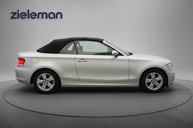 BMW 1-SERIE Cabrio 118i High Executive , Autobedrijf Zieleman, Nieuwleusen