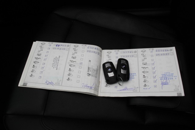 BMW 1-SERIE Cabrio 118i High Executive , Autobedrijf Zieleman, Nieuwleusen