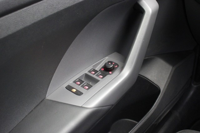VOLKSWAGEN T-CROSS 1.0 TSI Life Business - , Autobedrijf Zieleman, Nieuwleusen