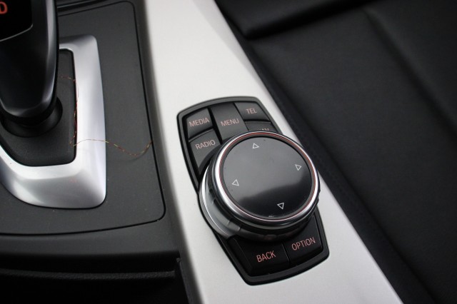 BMW 3-SERIE 318i High Executive Automaat - , Autobedrijf Zieleman, Nieuwleusen