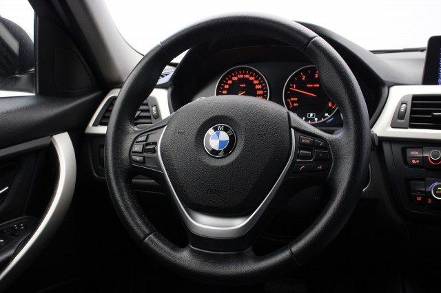 BMW 3-SERIE 318i High Executive Automaat - , Autobedrijf Zieleman, Nieuwleusen