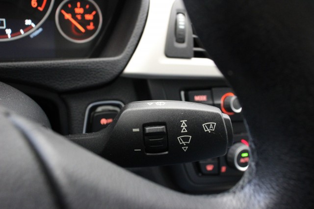 BMW 3-SERIE 318i High Executive Automaat - , Autobedrijf Zieleman, Nieuwleusen