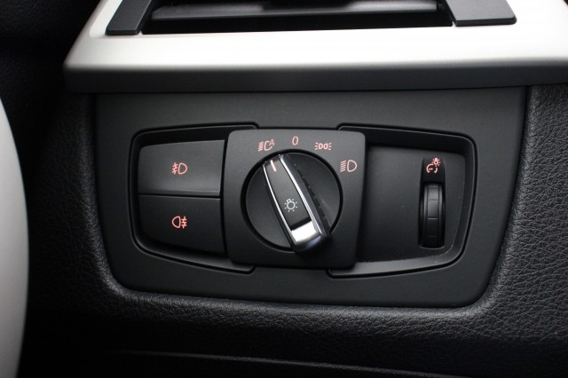 BMW 3-SERIE 318i High Executive Automaat - , Autobedrijf Zieleman, Nieuwleusen