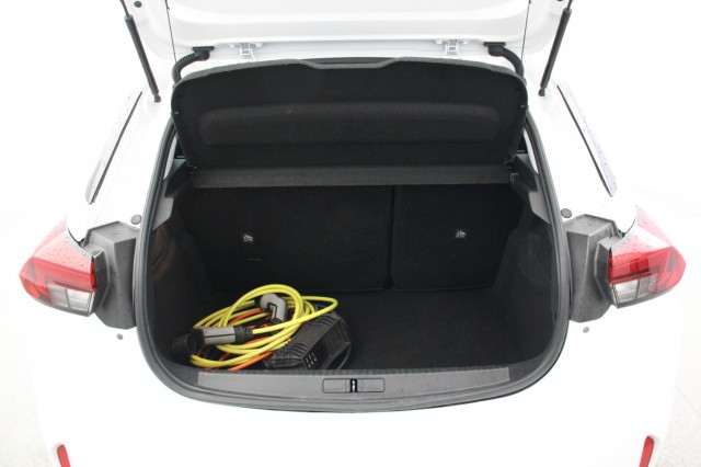 OPEL CORSA-E Edition 50 kWh 3 Fase - Carplay, Cruise, Clima   , Autobedrijf Zieleman, Nieuwleusen