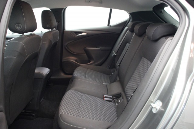 OPEL ASTRA 1.2 Edition - , Autobedrijf Zieleman, Nieuwleusen