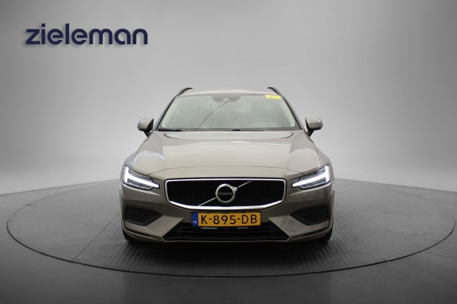 VOLVO V60 2.0 B3 Momentum Advantage - , Autobedrijf Zieleman, Nieuwleusen