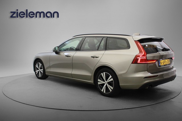 VOLVO V60 2.0 B3 Momentum Advantage - , Autobedrijf Zieleman, Nieuwleusen