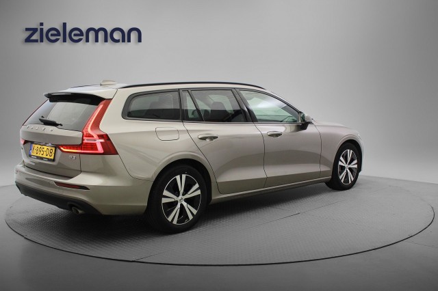 VOLVO V60 2.0 B3 Momentum Advantage - , Autobedrijf Zieleman, Nieuwleusen