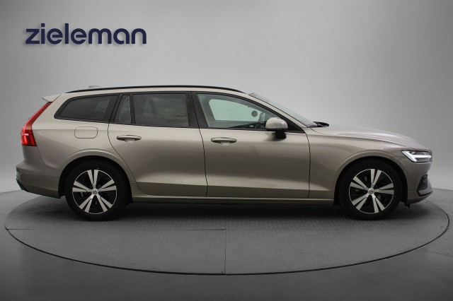 VOLVO V60 2.0 B3 Momentum Advantage - , Autobedrijf Zieleman, Nieuwleusen