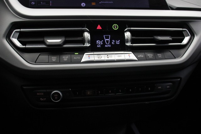 BMW 1-SERIE 118i Executive Edition - , Autobedrijf Zieleman, Nieuwleusen