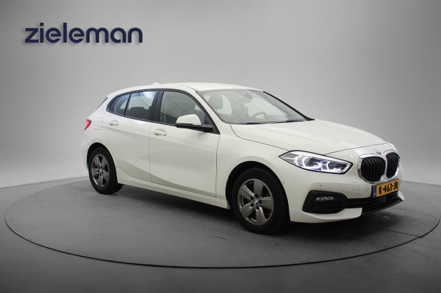 Bmw 1-serie - 118i Executive Edition - Digitaal Cockpit, Carplay, Camera, Clima, PDC