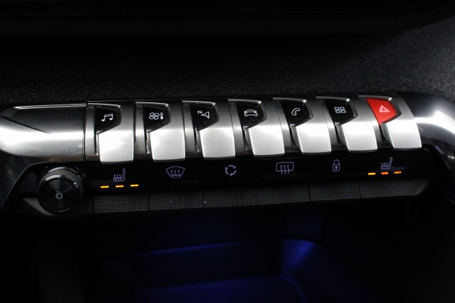 PEUGEOT 3008 1.2 PureTech Allure Pack Business Automaat - , Autobedrijf Zieleman, Nieuwleusen