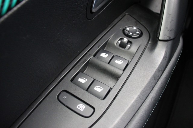 PEUGEOT 2008 1.2 PureTech Allure Pack Automaat - , Autobedrijf Zieleman, Nieuwleusen