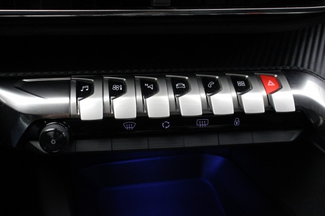 PEUGEOT 3008 1.2 PureTech Active Pack Business Automaat - , Autobedrijf Zieleman, Nieuwleusen