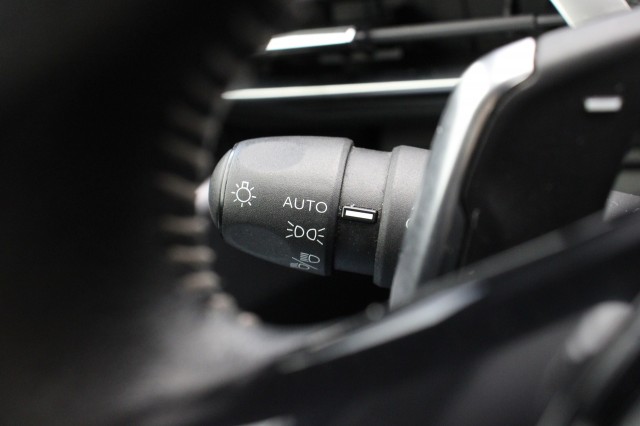 PEUGEOT 3008 1.2 PureTech Active Pack Business Automaat - , Autobedrijf Zieleman, Nieuwleusen