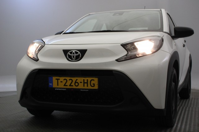 TOYOTA AYGO X 1.0 VVT-i MT - Carplay, Cruise, Airco, Autobedrijf Zieleman, Nieuwleusen
