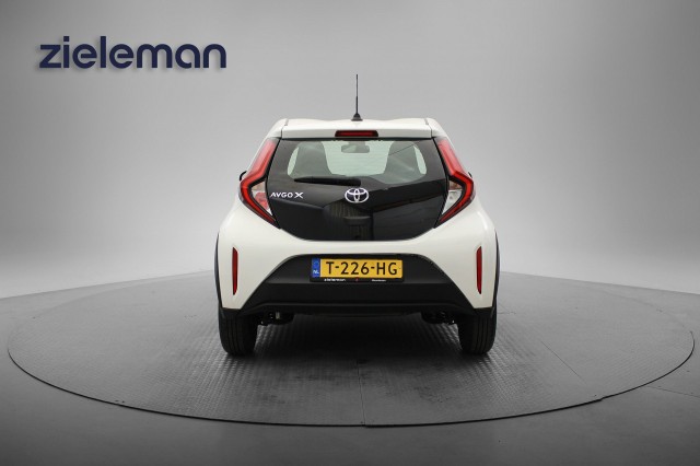 TOYOTA AYGO X 1.0 VVT-i MT - Carplay, Cruise, Airco, Autobedrijf Zieleman, Nieuwleusen