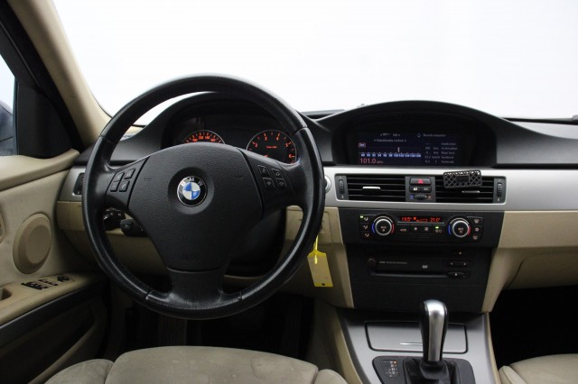 BMW 3-SERIE Touring 318i Business Line Automaat - , Autobedrijf Zieleman, Nieuwleusen