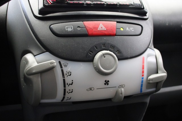 PEUGEOT 107 1.0-12V XR - Airco, Tourenteller, Lichtmetalen Velgeng, Autobedrijf Zieleman, Nieuwleusen