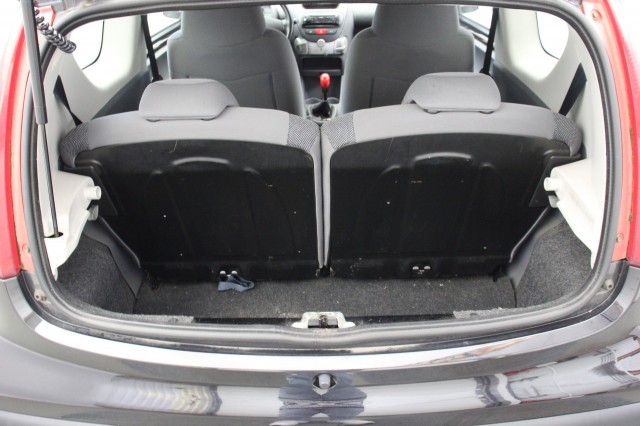 PEUGEOT 107 1.0-12V XR - Airco, Tourenteller, Lichtmetalen Velgeng, Autobedrijf Zieleman, Nieuwleusen