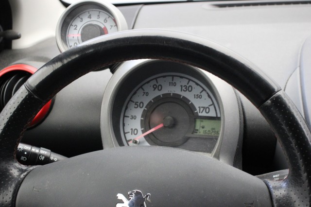 PEUGEOT 107 1.0-12V XR - Airco, Tourenteller, Lichtmetalen Velgeng, Autobedrijf Zieleman, Nieuwleusen