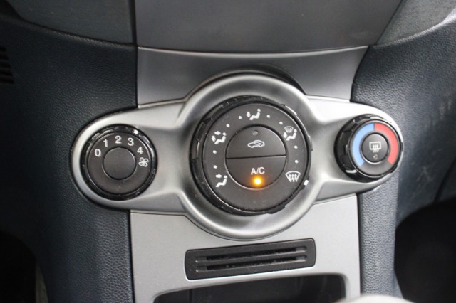 FORD FIESTA 1.25 Limited - , Autobedrijf Zieleman, Nieuwleusen