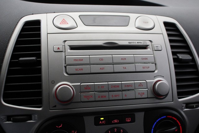 HYUNDAI I20 1.2i DynamicVersion - Airco, Nieuwe APK!, Autobedrijf Zieleman, Nieuwleusen