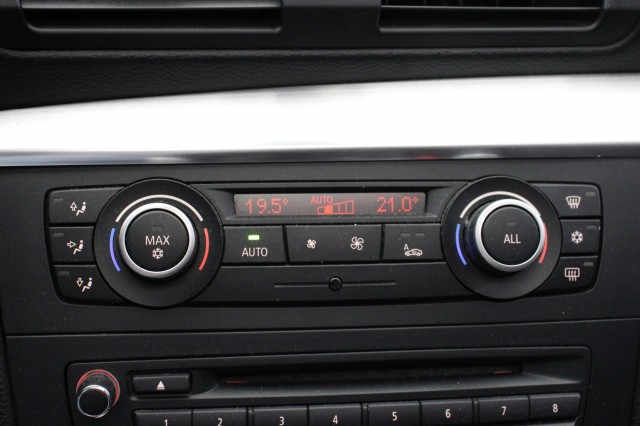 BMW 1-SERIE  118i EffDyn. Ed. Business Line Ultimate Edition - , Autobedrijf Zieleman, Nieuwleusen