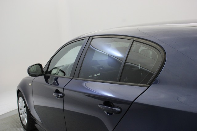 BMW 1-SERIE  118i EffDyn. Ed. Business Line Ultimate Edition - , Autobedrijf Zieleman, Nieuwleusen