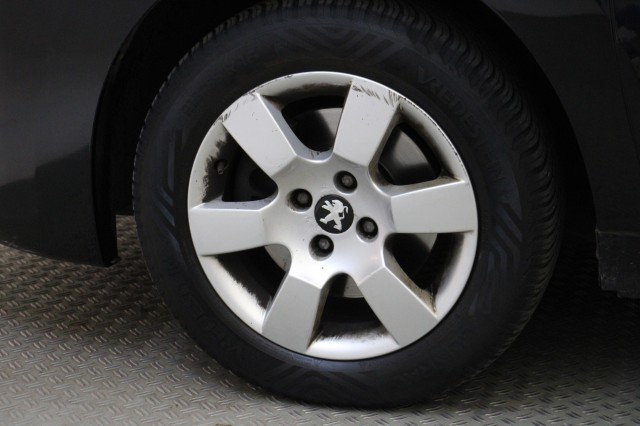 PEUGEOT 5008 1.2 PureTech Style 7 persoons - , Autobedrijf Zieleman, Nieuwleusen