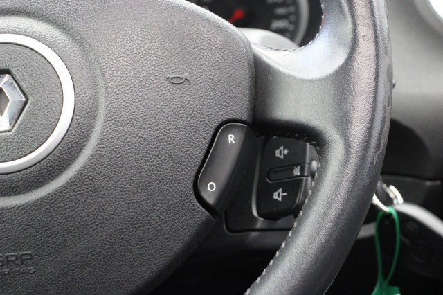 RENAULT CLIO 1.4-16V Dynamic Luxe - Panorama, Airco, Trekhaak, APK tot 01-27!, Autobedrijf Zieleman, Nieuwleusen