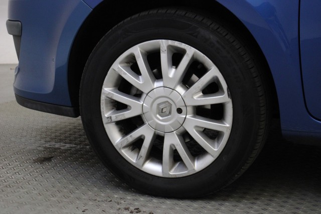 RENAULT CLIO 1.4-16V Dynamic Luxe - Panorama, Airco, Trekhaak, APK tot 01-27!, Autobedrijf Zieleman, Nieuwleusen