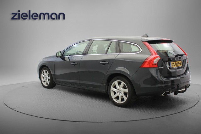 VOLVO V60 2.0 D4 Momentum - , Autobedrijf Zieleman, Nieuwleusen