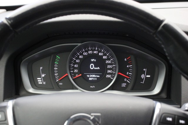 VOLVO V60 2.0 D4 Momentum - , Autobedrijf Zieleman, Nieuwleusen