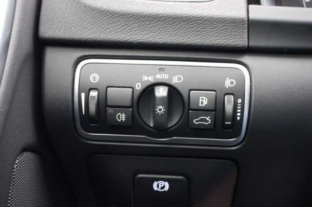 VOLVO V60 2.0 D4 Momentum - , Autobedrijf Zieleman, Nieuwleusen