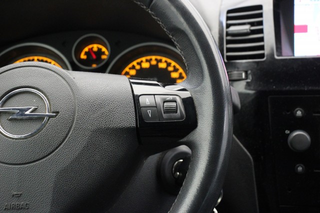 OPEL ZAFIRA 1.8 111 years Edition 7-Persoons - , Autobedrijf Zieleman, Nieuwleusen