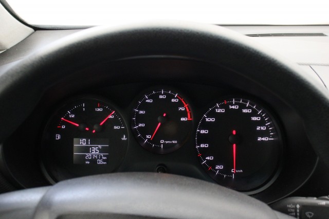 SEAT LEON 1.4, Autobedrijf Zieleman, Nieuwleusen