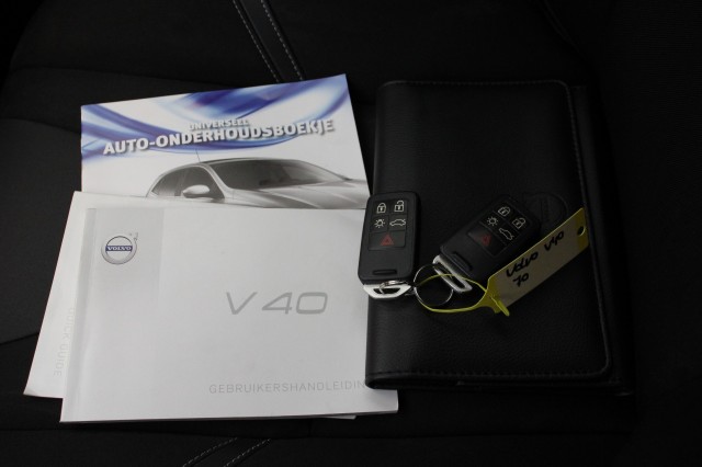 VOLVO V40 2.0 D2 Summum Business - , Autobedrijf Zieleman, Nieuwleusen