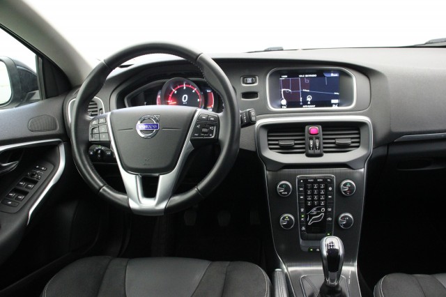 VOLVO V40 2.0 D2 Summum Business - , Autobedrijf Zieleman, Nieuwleusen