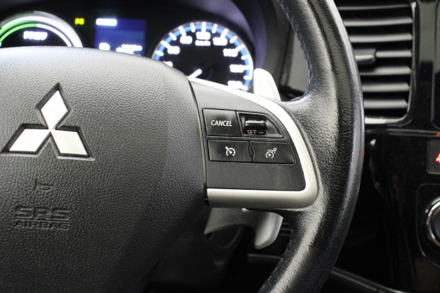 MITSUBISHI OUTLANDER 2.0 PHEV Intense + - , Autobedrijf Zieleman, Nieuwleusen