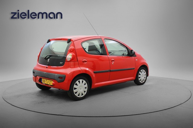 PEUGEOT 107 1.0-12V XS 5 Deurs - Airco, Autobedrijf Zieleman, Nieuwleusen