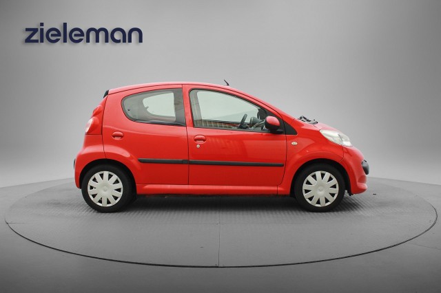 PEUGEOT 107 1.0-12V XS 5 Deurs - Airco, Autobedrijf Zieleman, Nieuwleusen