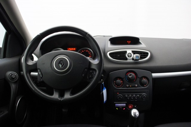 RENAULT CLIO Estate 1.6-16V Dynamique - , Autobedrijf Zieleman, Nieuwleusen
